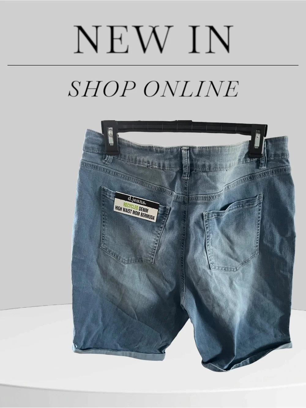 d. jeans Light Blue High-Rise Mom Bermuda Shorts with Button Fly nwt 14